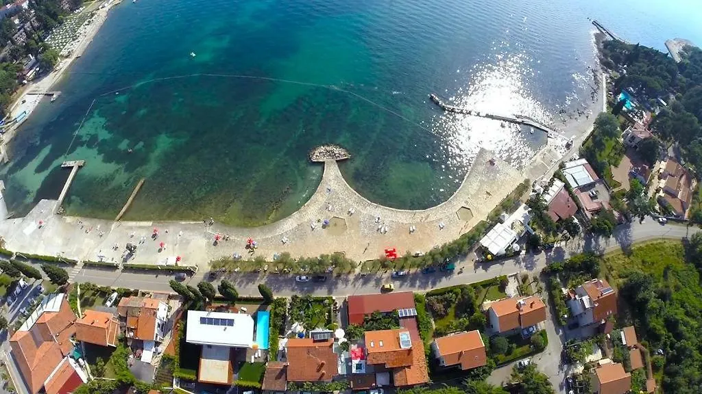 Apartments Residence V Poreč 0*,