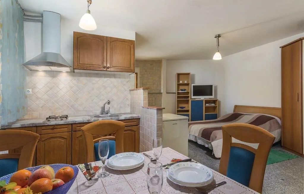Apartments Residence V Porec Croatia
